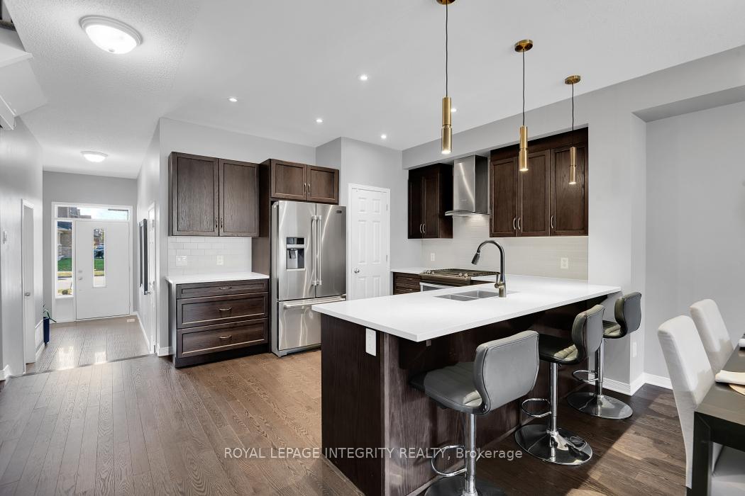 Photo 9 of 515 Rouncey Road, Ottawa, Kanata - Emerald Meadows/Trailwest — HOMEH