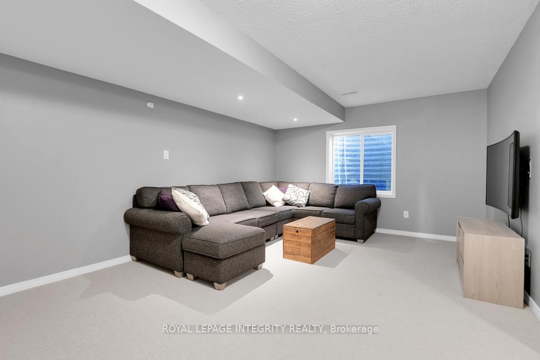 Photo 22 of 515 Rouncey Road, Ottawa, Kanata - Emerald Meadows/Trailwest — HOMEH