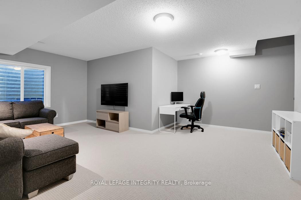 Photo 23 of 515 Rouncey Road, Ottawa, Kanata - Emerald Meadows/Trailwest — HOMEH