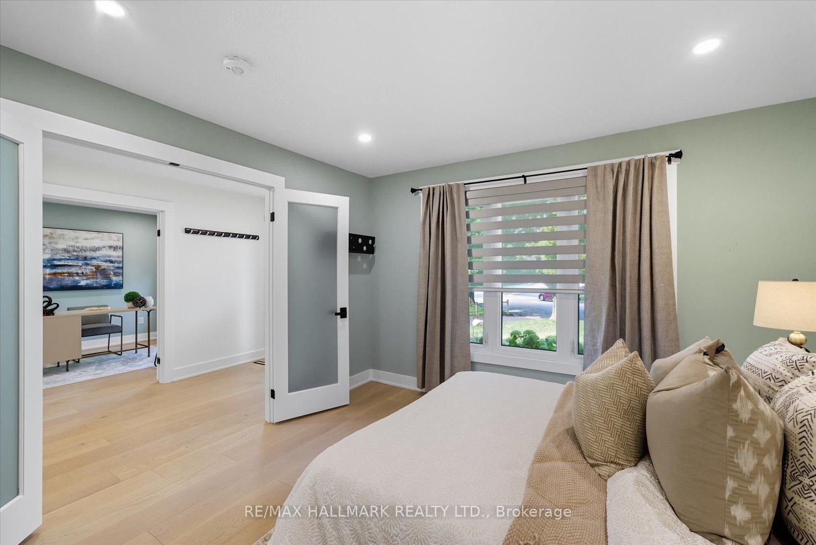 Photo 19 of 11 Avondale Crescent, Markham, Markham Village — HOMEH