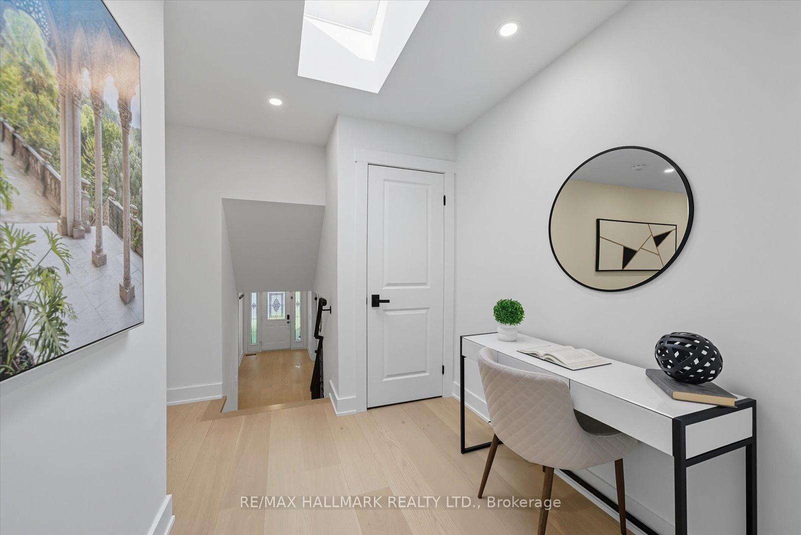 Photo 22 of 11 Avondale Crescent, Markham, Markham Village — HOMEH
