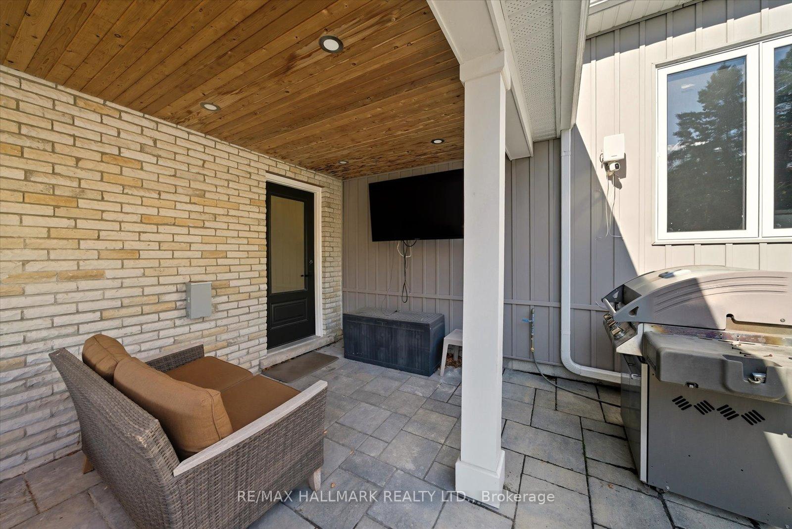 Photo 42 of 11 Avondale Crescent, Markham, Markham Village — HOMEH