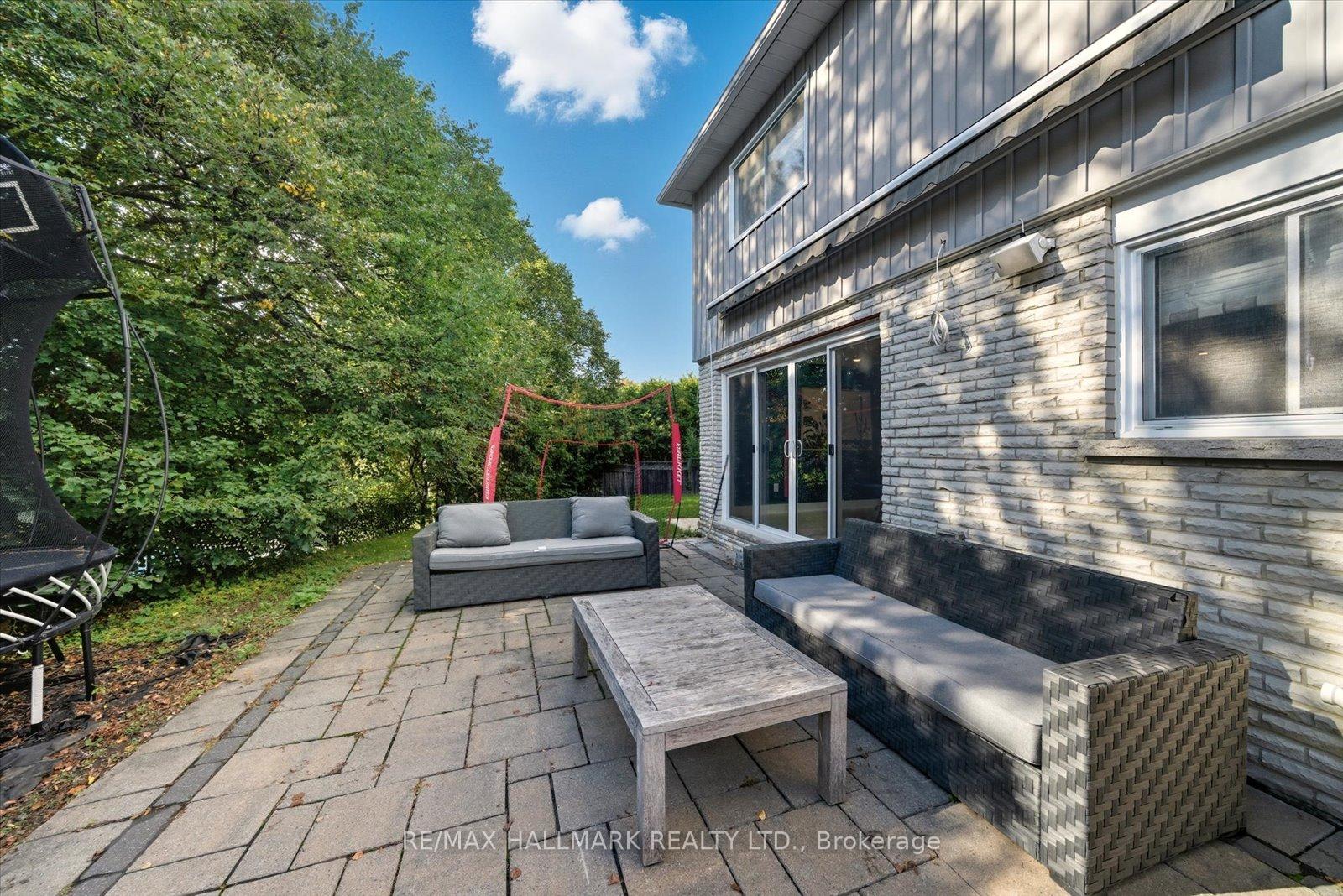 Photo 44 of 11 Avondale Crescent, Markham, Markham Village — HOMEH