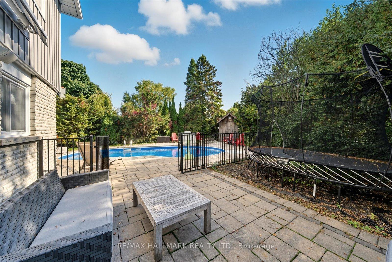 Photo 45 of 11 Avondale Crescent, Markham, Markham Village — HOMEH