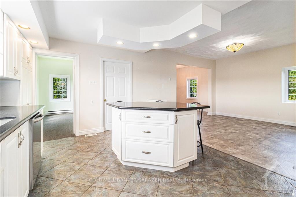 Photo 7 of 2203 Russett Drive, McNab/Braeside, Mcnab/Braeside Twps — HOMEH