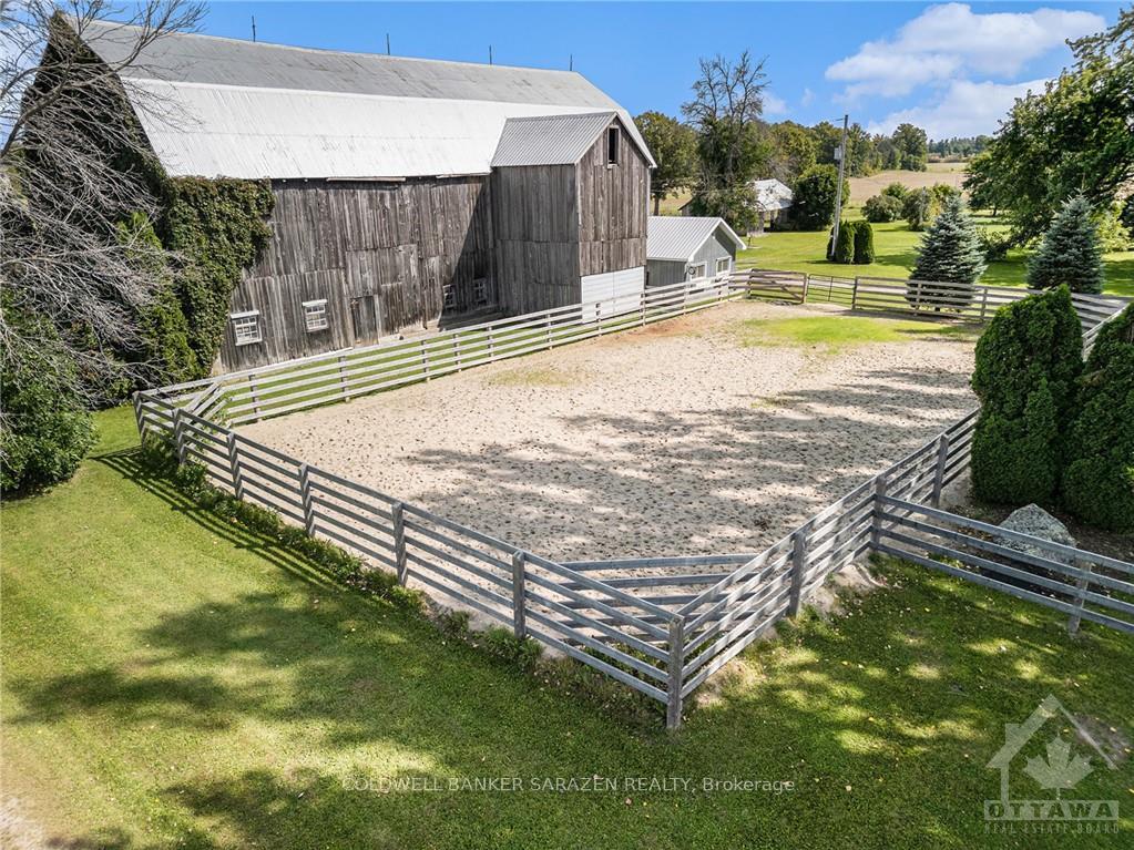 Photo 18 of 2203 Russett Drive, McNab/Braeside, Mcnab/Braeside Twps — HOMEH