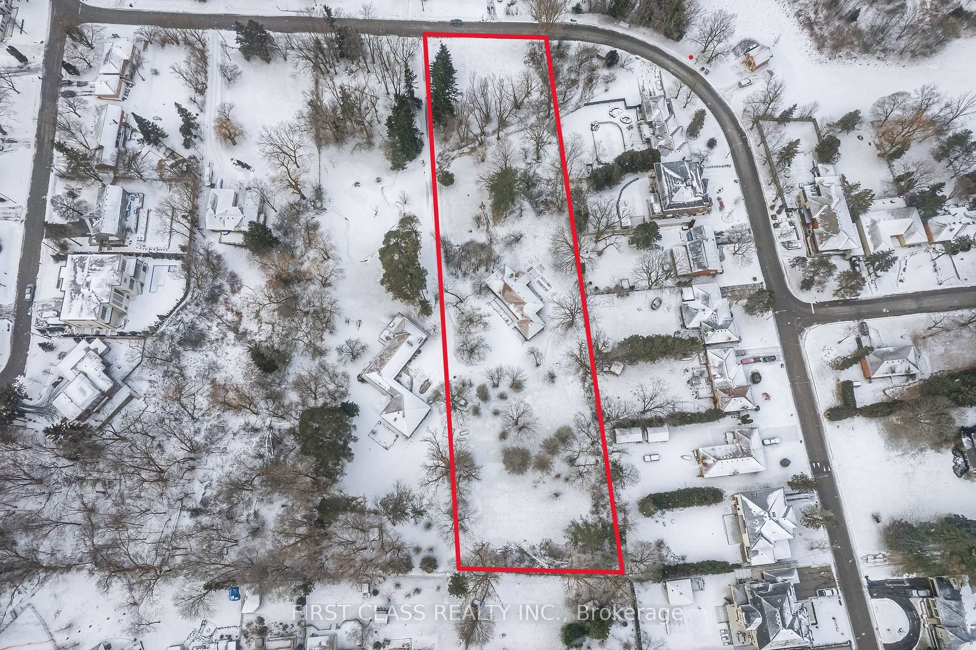 Photo 3 of 179 Martin Street, King, King City — HOMEH