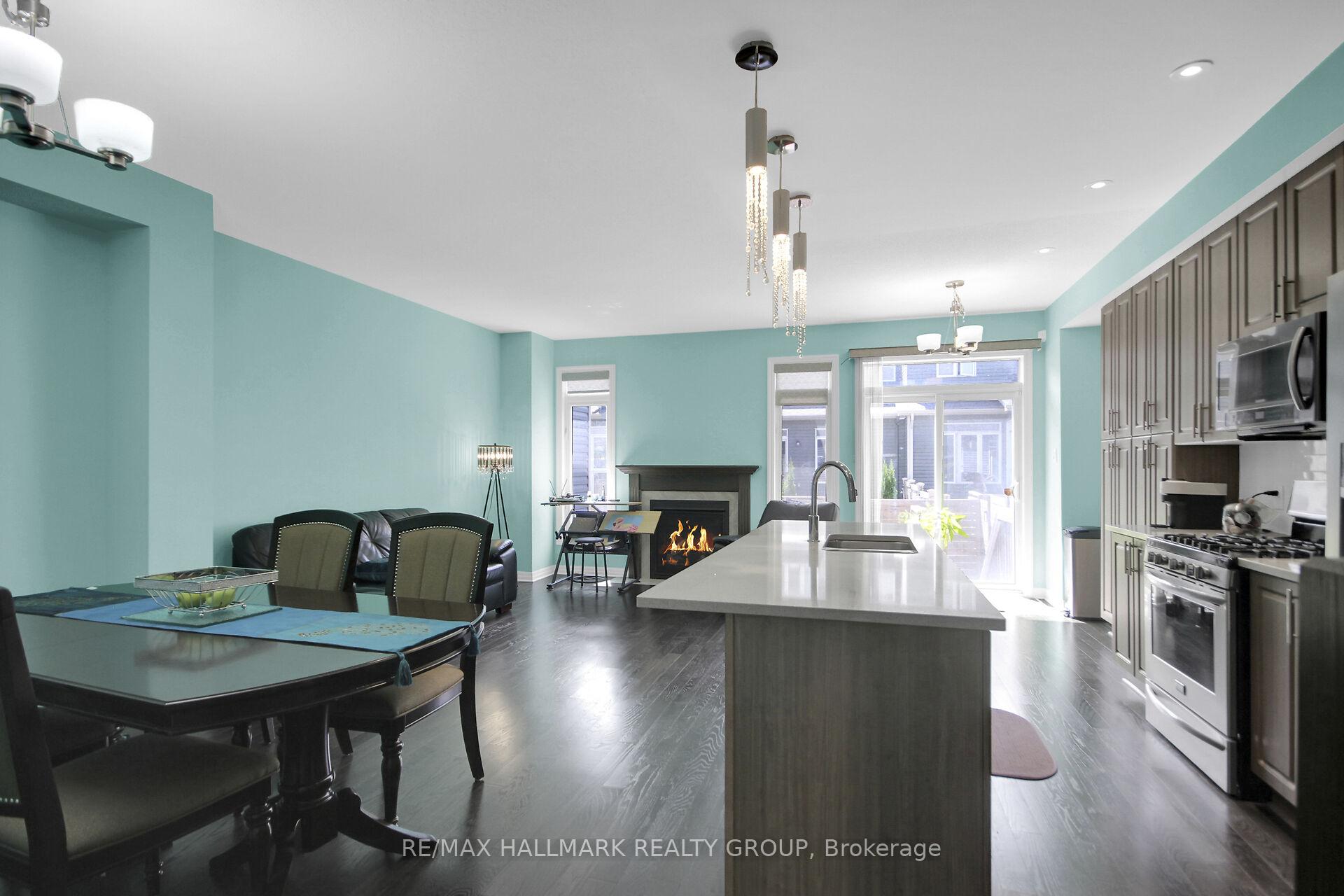 Photo 7 of 117 Overberg Way, Ottawa, Kanata - Emerald Meadows/Trailwest — HOMEH