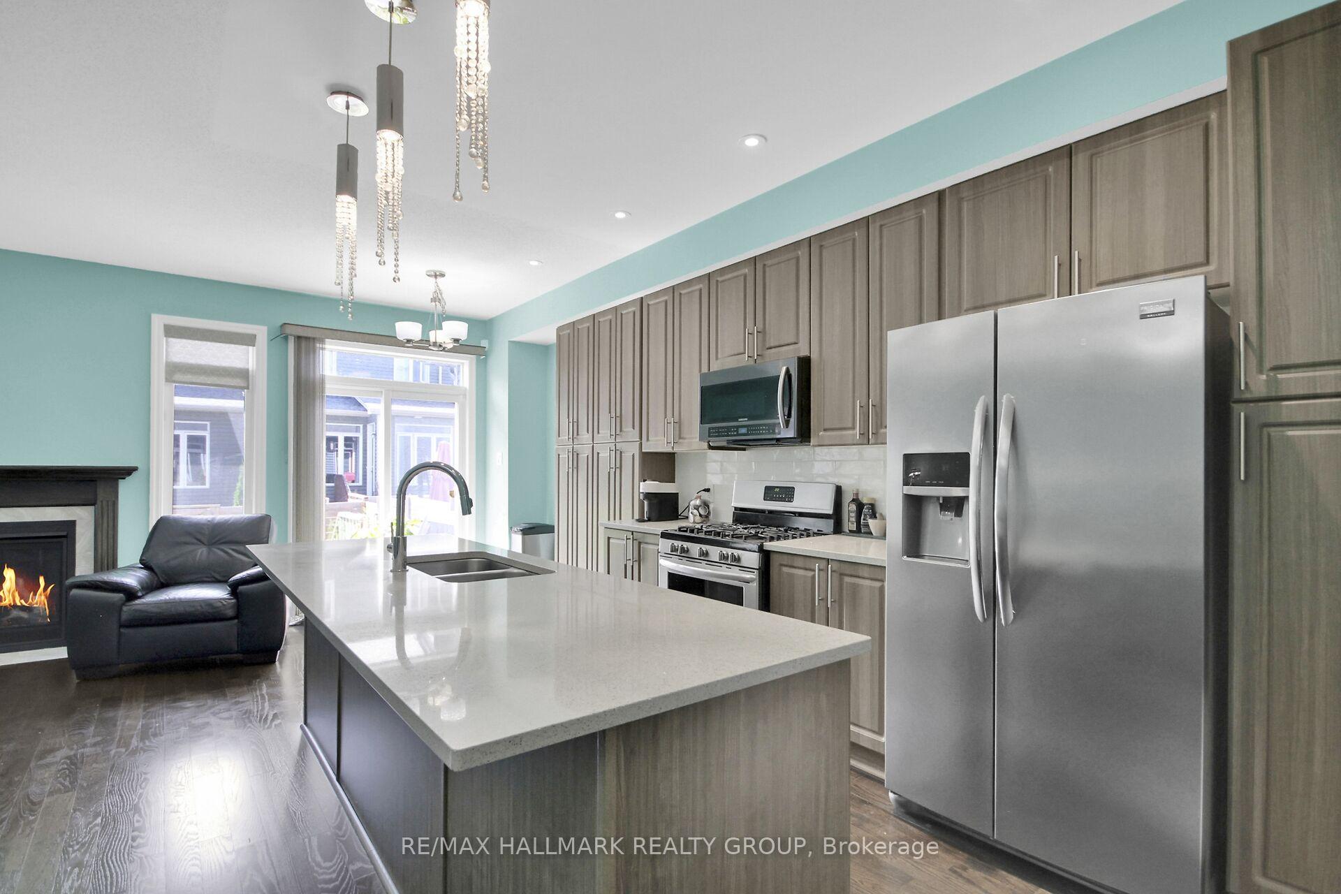 Photo 19 of 117 Overberg Way, Ottawa, Kanata - Emerald Meadows/Trailwest — HOMEH