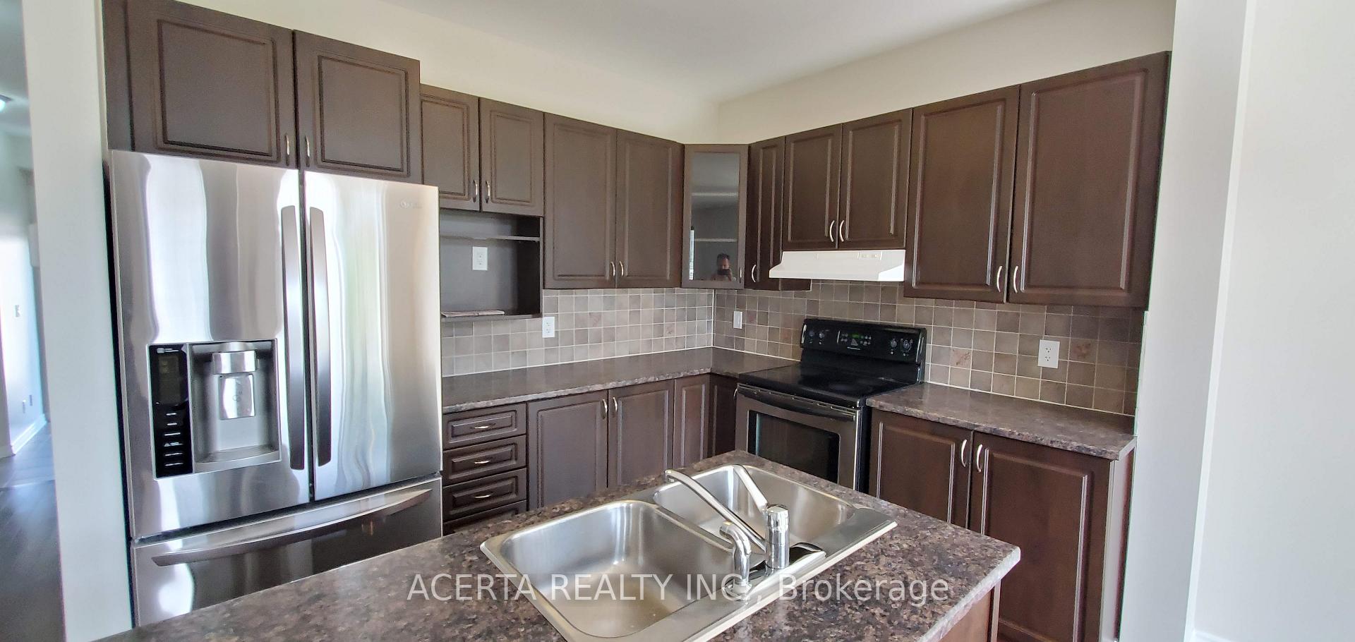 Photo 7 of 420 Abbeydale Circle, Ottawa, Kanata - Morgan's Grant/South March — HOMEH