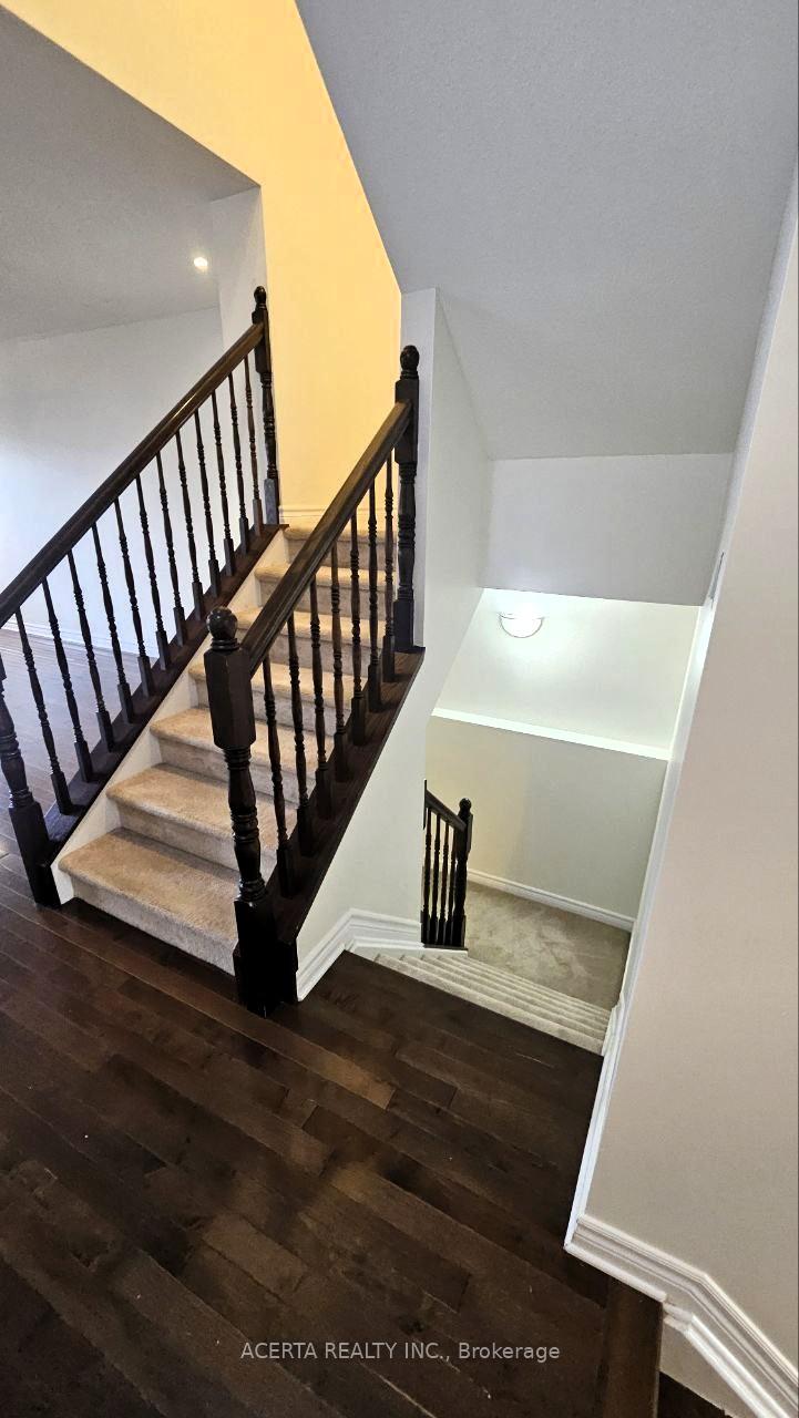 Photo 11 of 420 Abbeydale Circle, Ottawa, Kanata - Morgan's Grant/South March — HOMEH