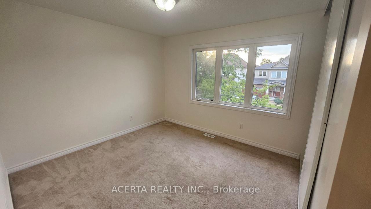 Photo 12 of 420 Abbeydale Circle, Ottawa, Kanata - Morgan's Grant/South March — HOMEH