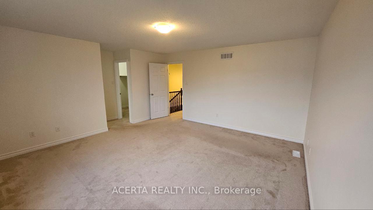 Photo 14 of 420 Abbeydale Circle, Ottawa, Kanata - Morgan's Grant/South March — HOMEH