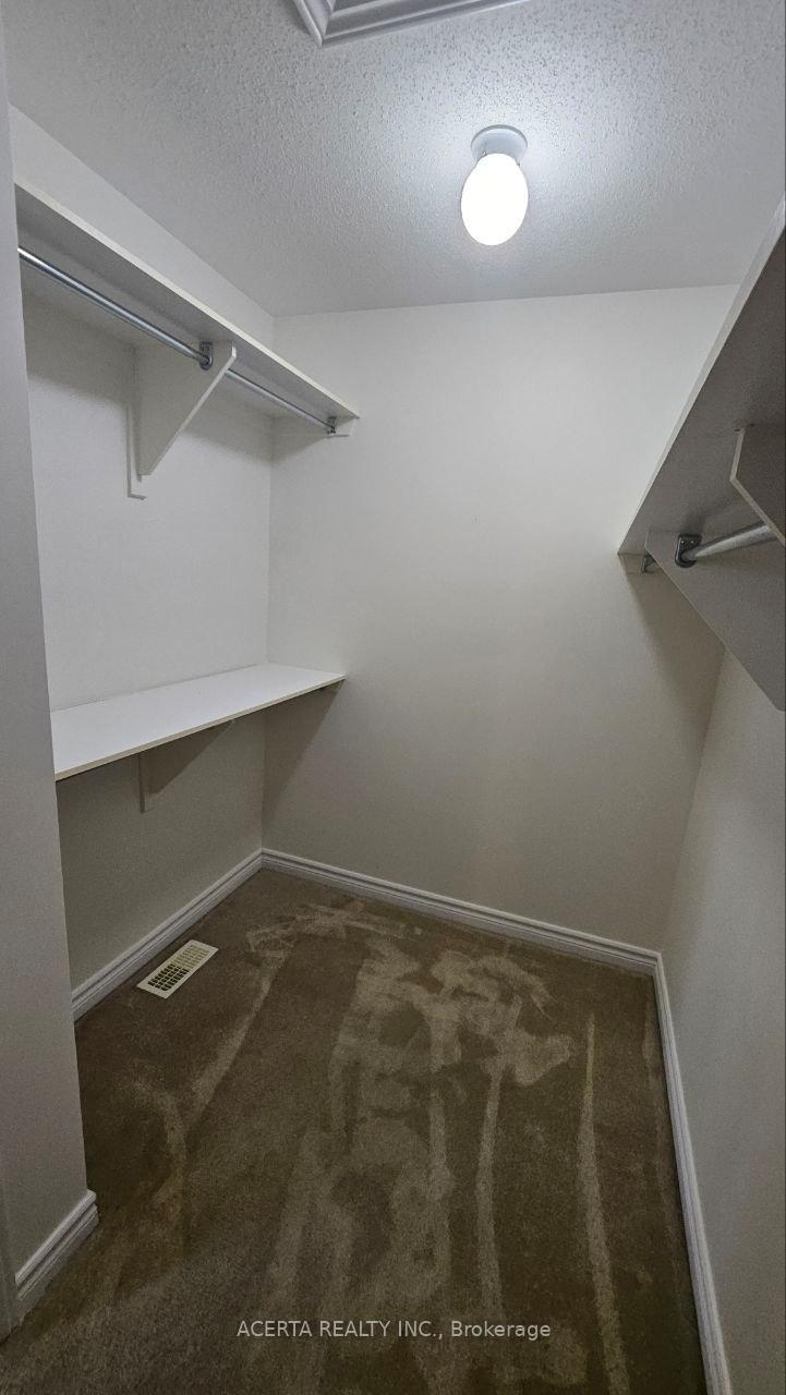 Photo 15 of 420 Abbeydale Circle, Ottawa, Kanata - Morgan's Grant/South March — HOMEH