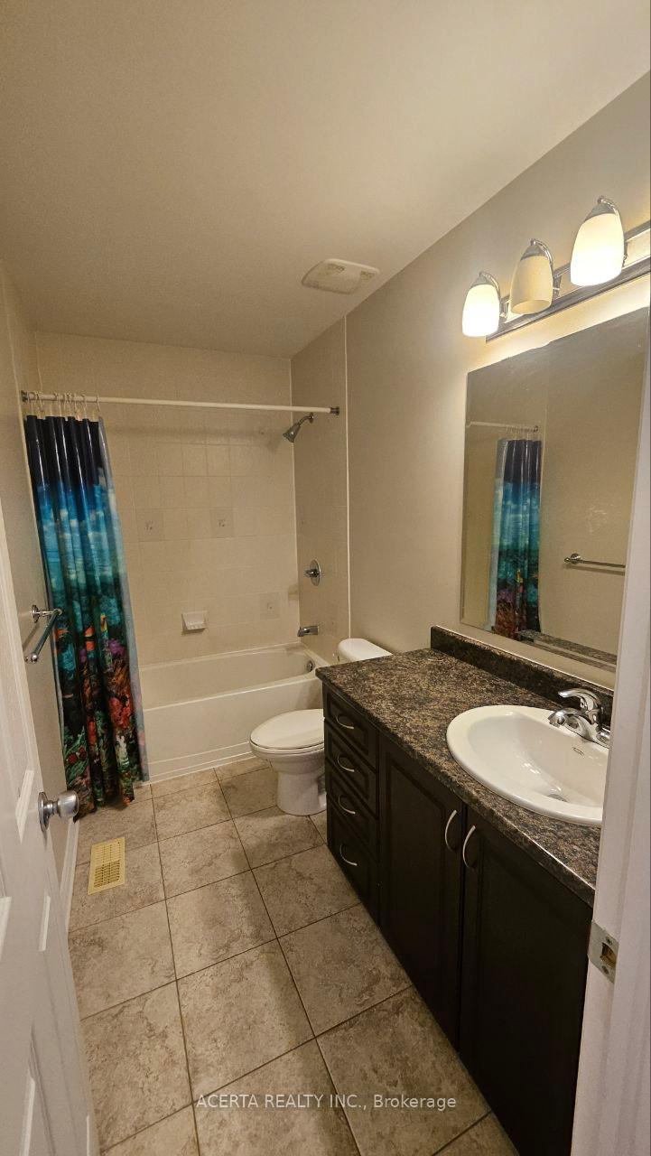 Photo 18 of 420 Abbeydale Circle, Ottawa, Kanata - Morgan's Grant/South March — HOMEH