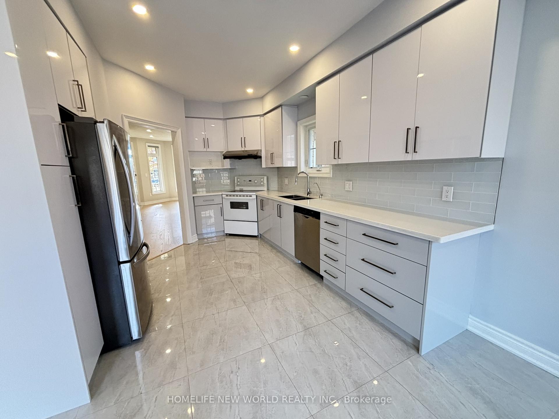 Photo 7 of 2336 Bur Oak Avenue, Markham, Greensborough — HOMEH