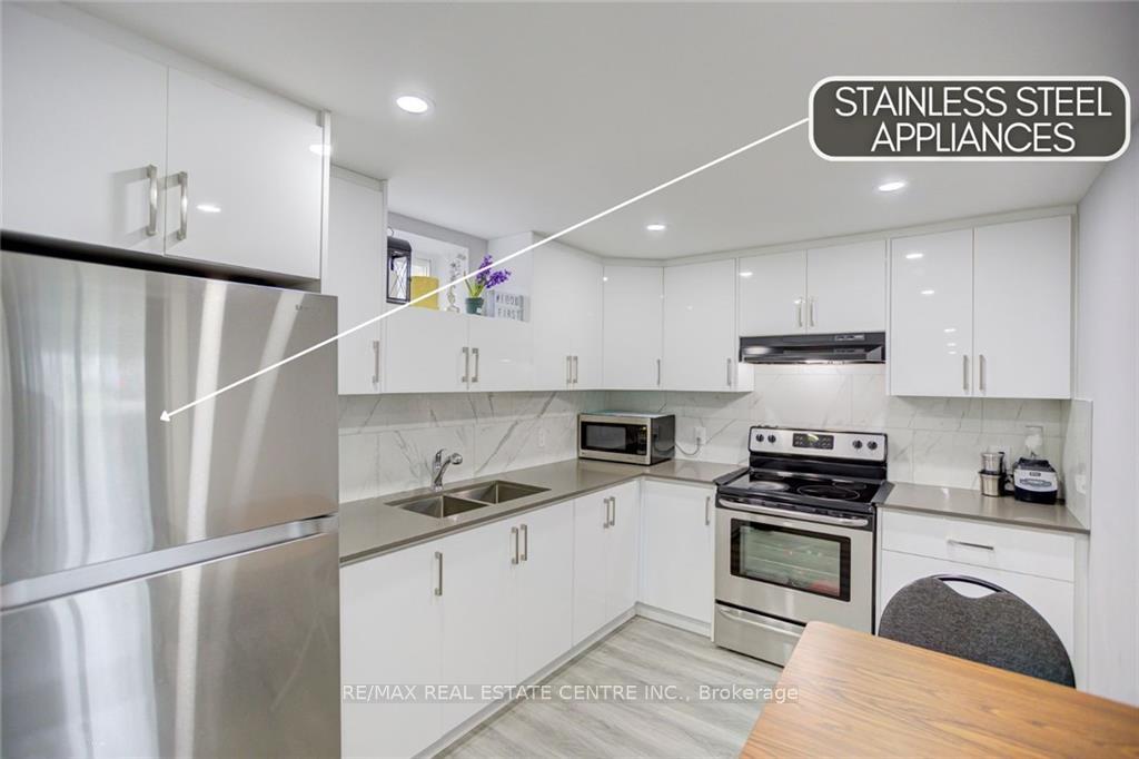 Photo 3 of Unit (Basement), 21 Sandsprings Crescent, Kitchener — HOMEH