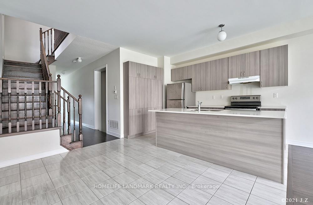 Photo 6 of 28 Titan Trail, Markham, Cedarwood — HOMEH