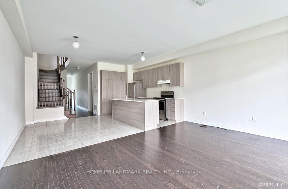 Photo 9 of 28 Titan Trail, Markham, Cedarwood — HOMEH