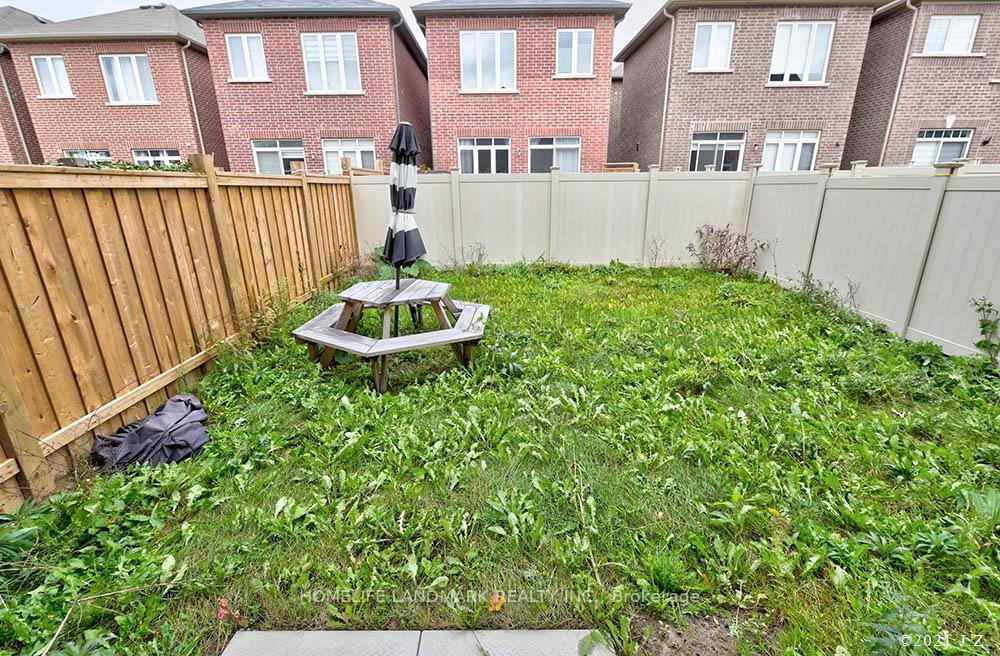 Photo 21 of 28 Titan Trail, Markham, Cedarwood — HOMEH