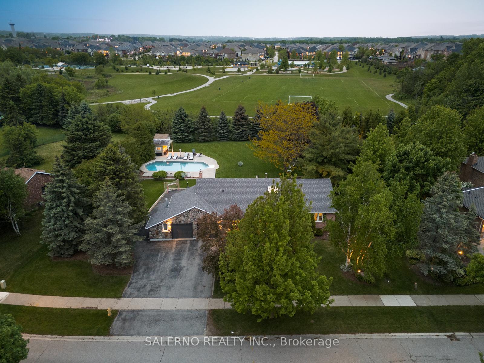 Photo 1 of 48 Goodfellow Crescent, King, Nobleton — HOMEH