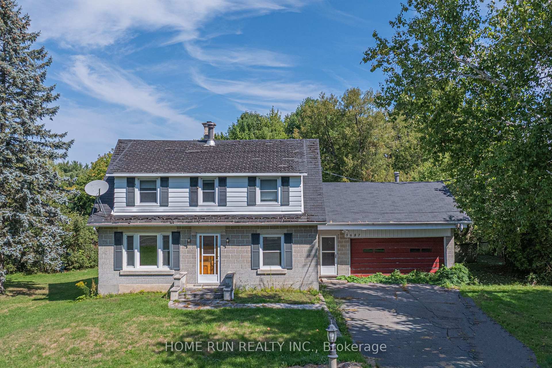 Front of 5687 First Line Road