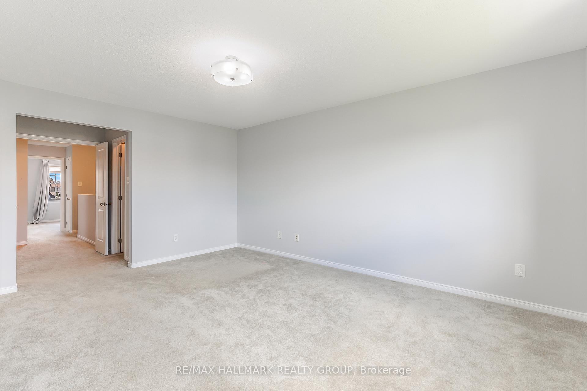 Photo 23 of 580 Pepperville Crescent, Ottawa, Kanata - Emerald Meadows/Trailwest — HOMEH