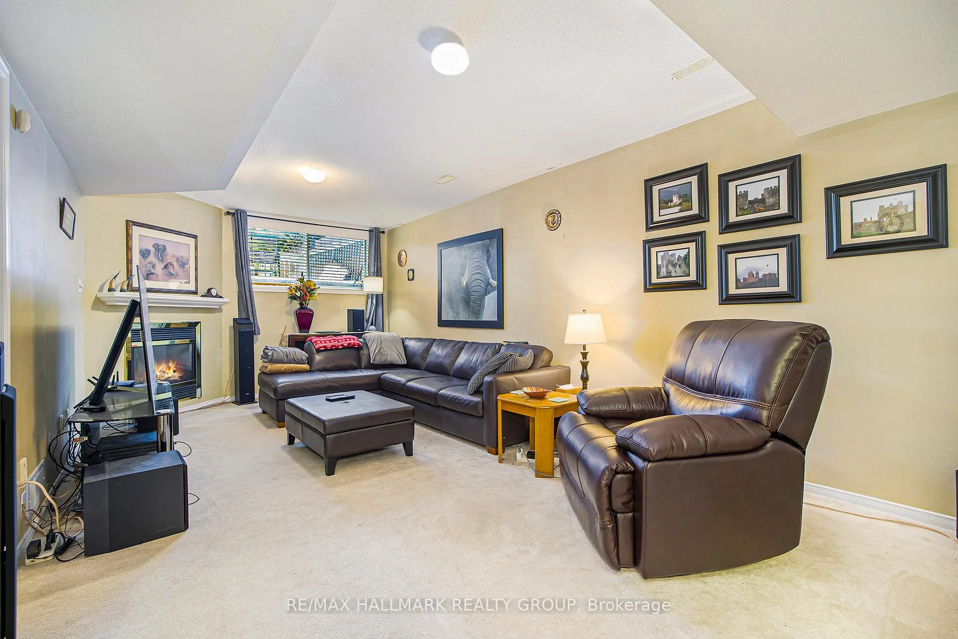 Photo 19 of 11 Scampton Drive, Ottawa, Kanata - Morgan's Grant/South March — HOMEH
