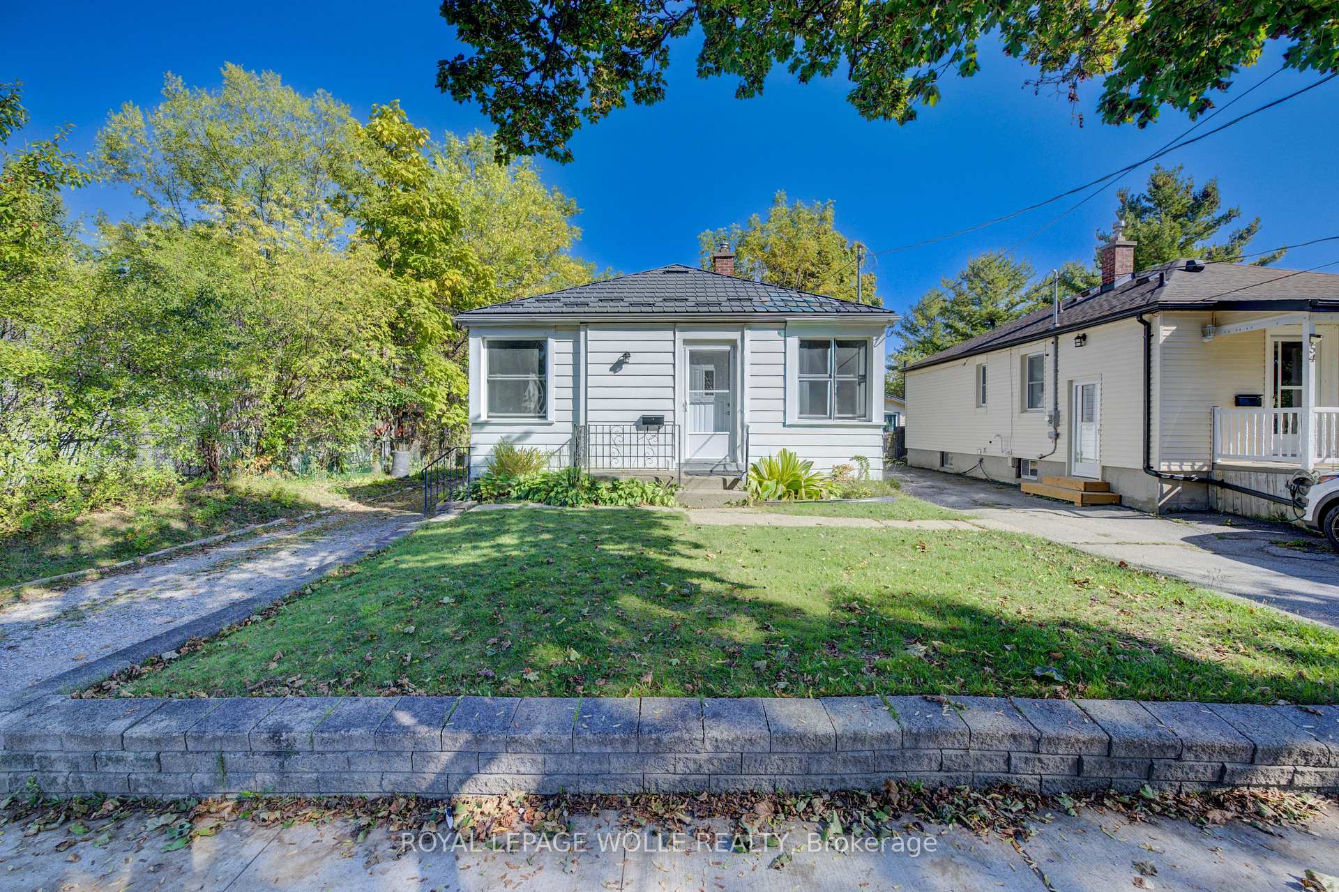 Photo 1 of 50 St Clair Avenue, Kitchener — HOMEH