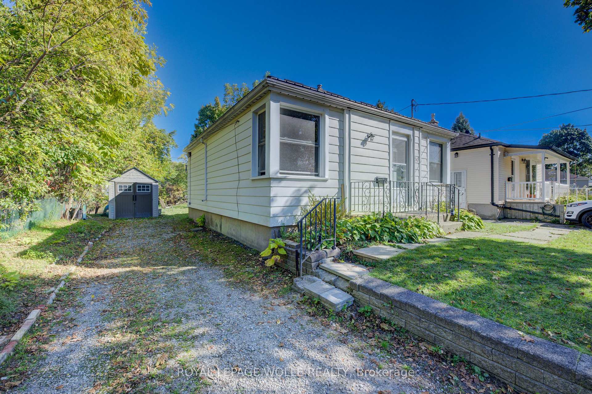 Photo 3 of 50 St Clair Avenue, Kitchener — HOMEH