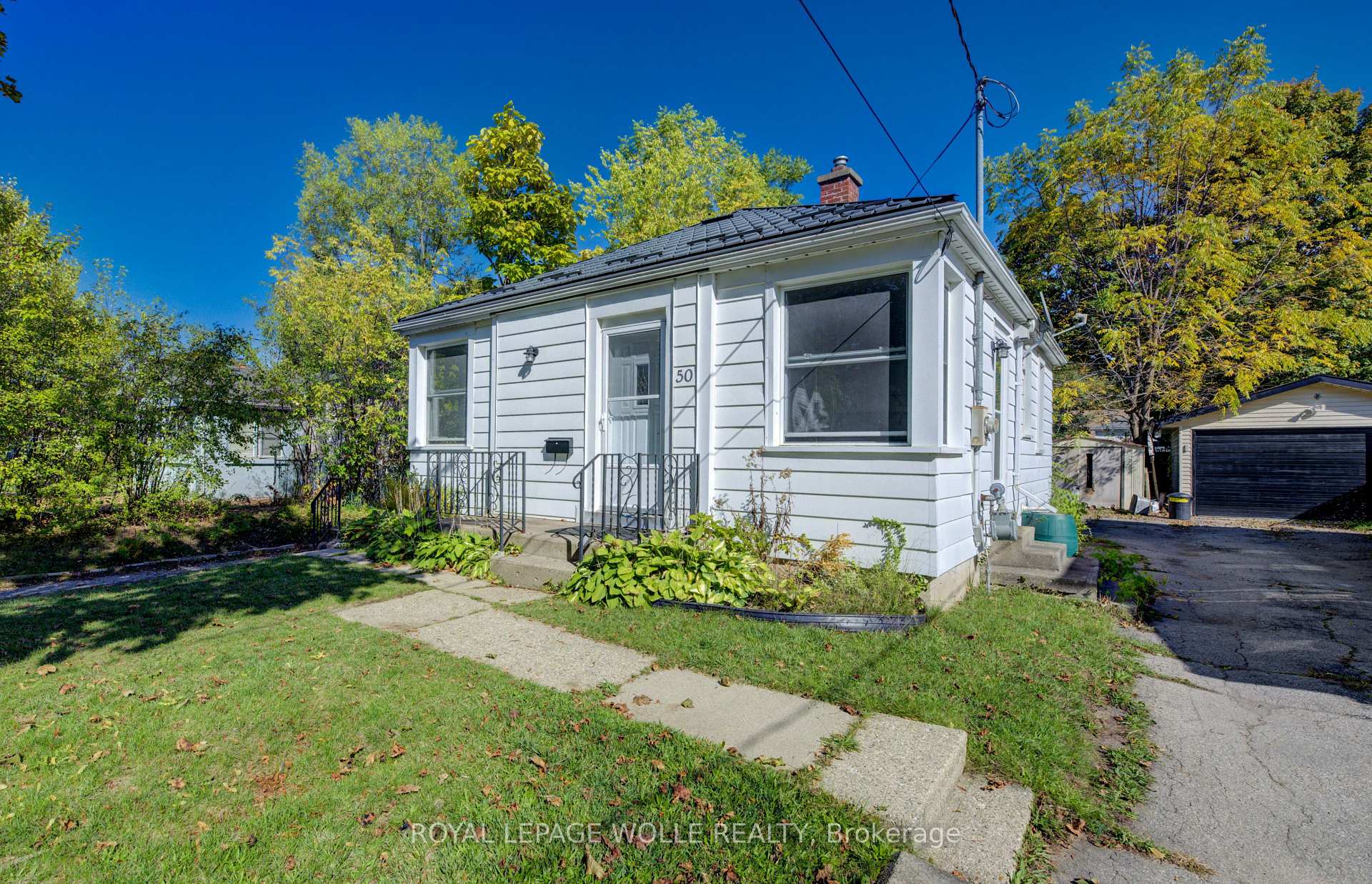 Photo 4 of 50 St Clair Avenue, Kitchener — HOMEH