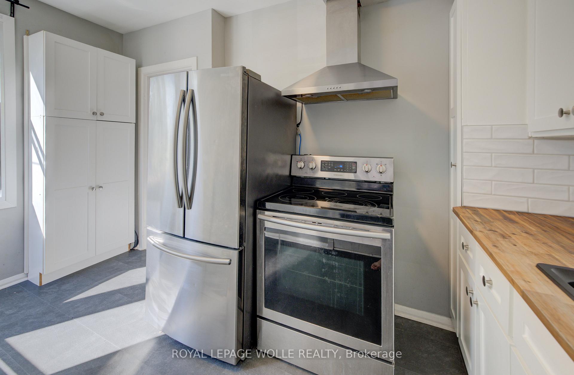 Photo 9 of 50 St Clair Avenue, Kitchener — HOMEH