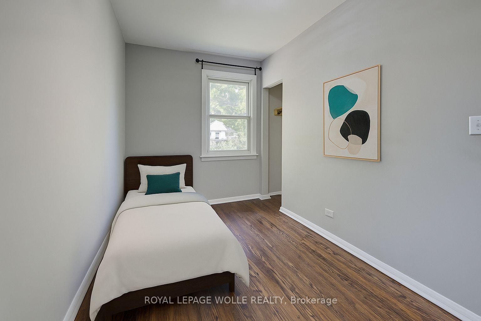 Photo 16 of 50 St Clair Avenue, Kitchener — HOMEH