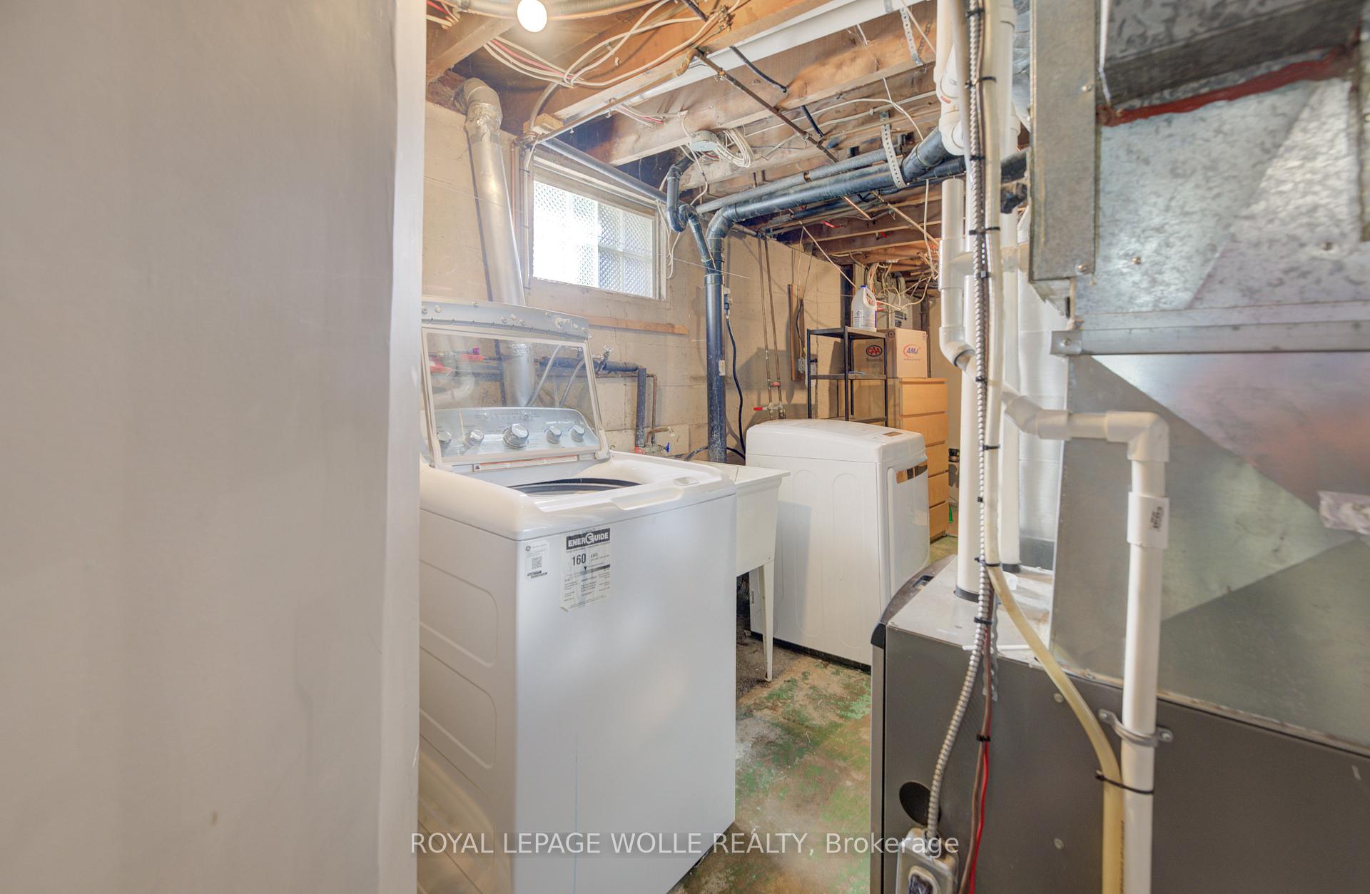 Photo 28 of 50 St Clair Avenue, Kitchener — HOMEH
