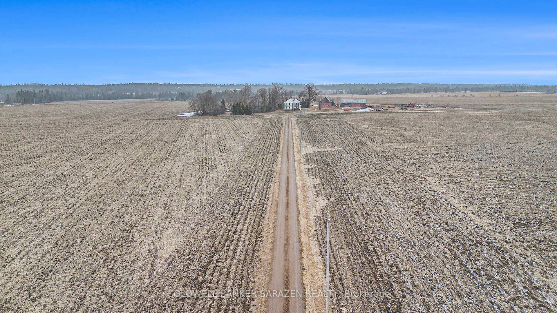 Photo 5 of 723 Stevenson Drive, McNab/Braeside, Mcnab/Braeside Twps — HOMEH