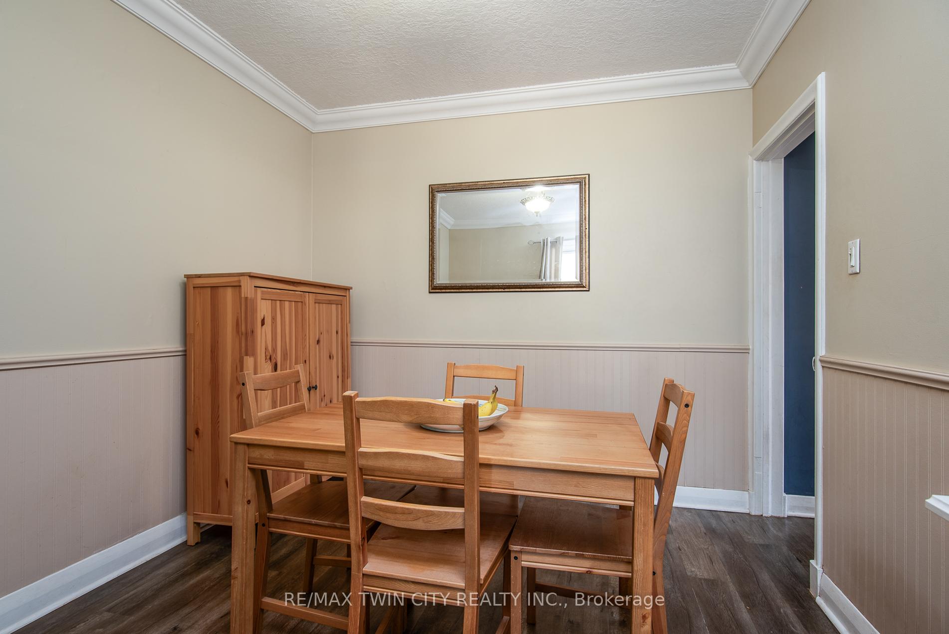 Photo 21 of 186 Highland Road E, Kitchener — HOMEH