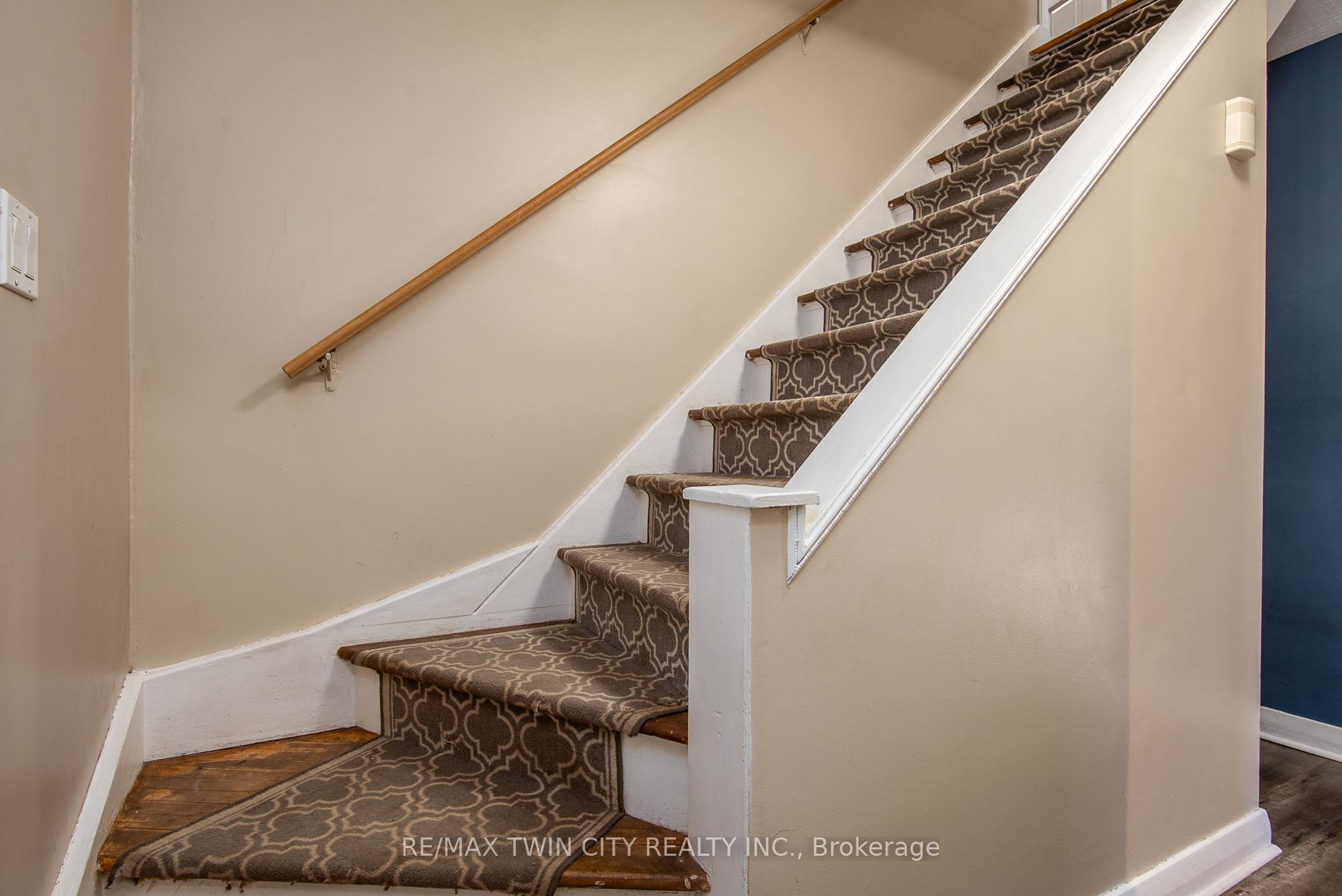 Photo 24 of 186 Highland Road E, Kitchener — HOMEH