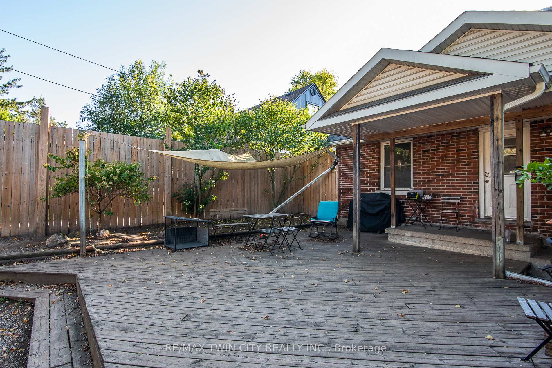 Photo 40 of 186 Highland Road E, Kitchener — HOMEH