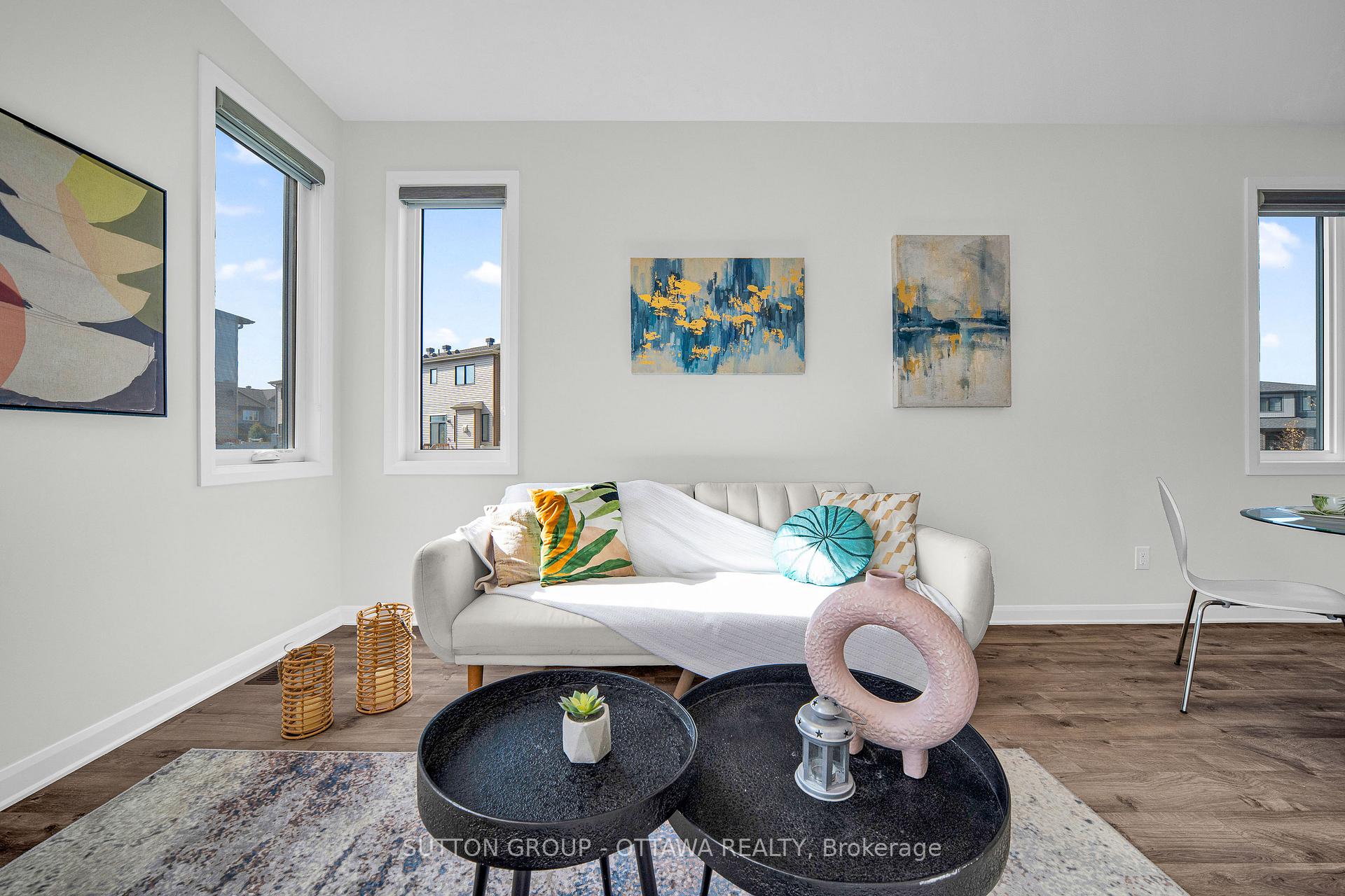 Photo 6 of 1006 Speedvale Court, Ottawa, Kanata - Kanata Lakes/Heritage Hills — HOMEH