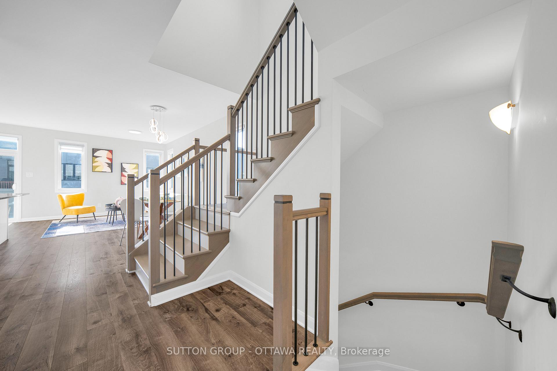 Photo 12 of 1006 Speedvale Court, Ottawa, Kanata - Kanata Lakes/Heritage Hills — HOMEH