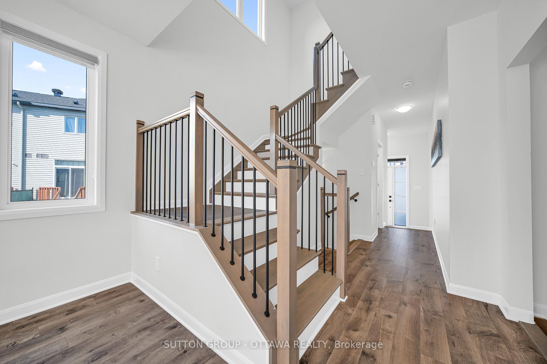 Photo 13 of 1006 Speedvale Court, Ottawa, Kanata - Kanata Lakes/Heritage Hills — HOMEH