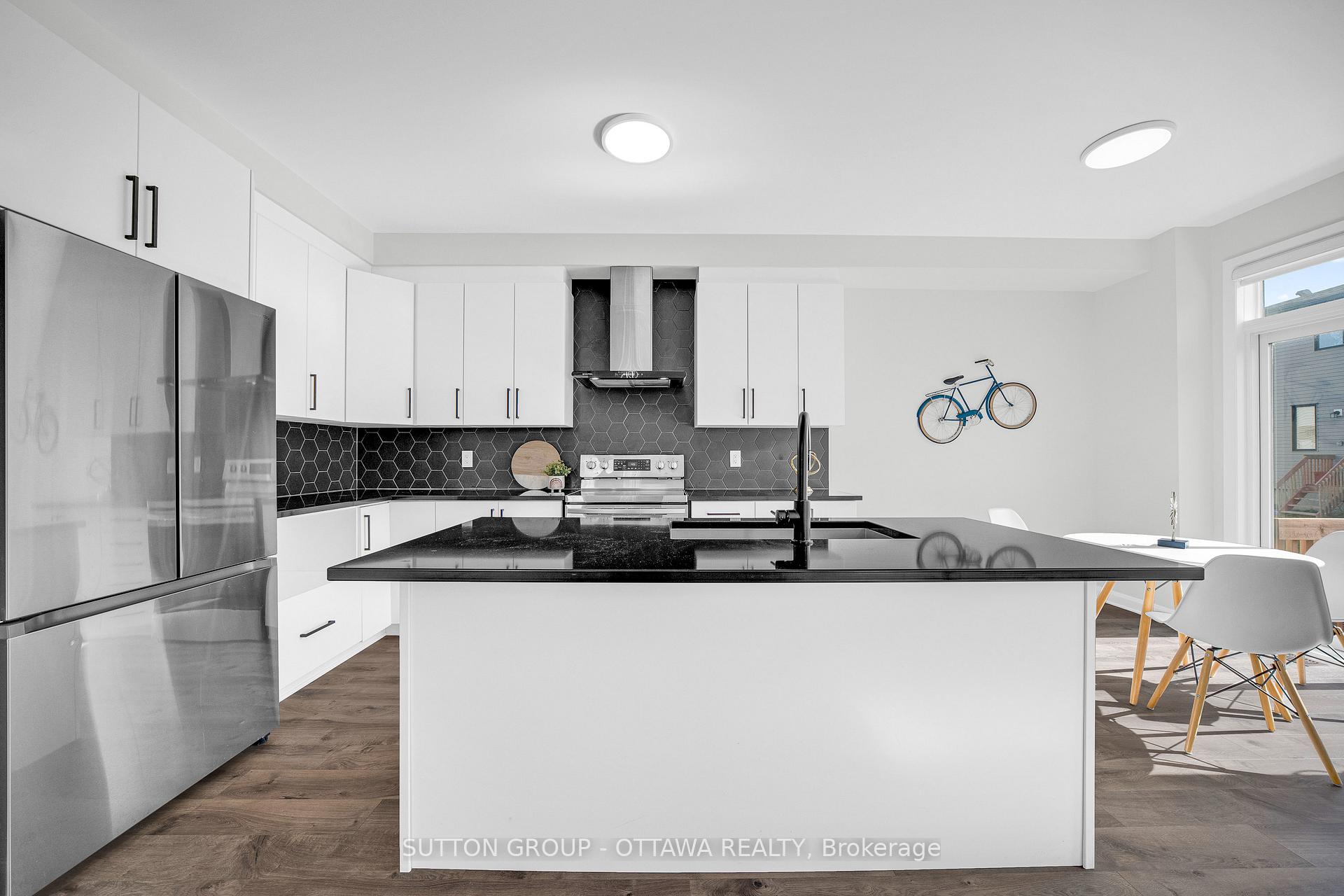 Photo 19 of 1006 Speedvale Court, Ottawa, Kanata - Kanata Lakes/Heritage Hills — HOMEH