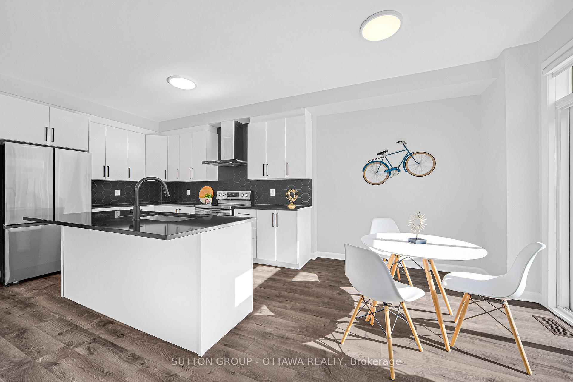 Photo 20 of 1006 Speedvale Court, Ottawa, Kanata - Kanata Lakes/Heritage Hills — HOMEH