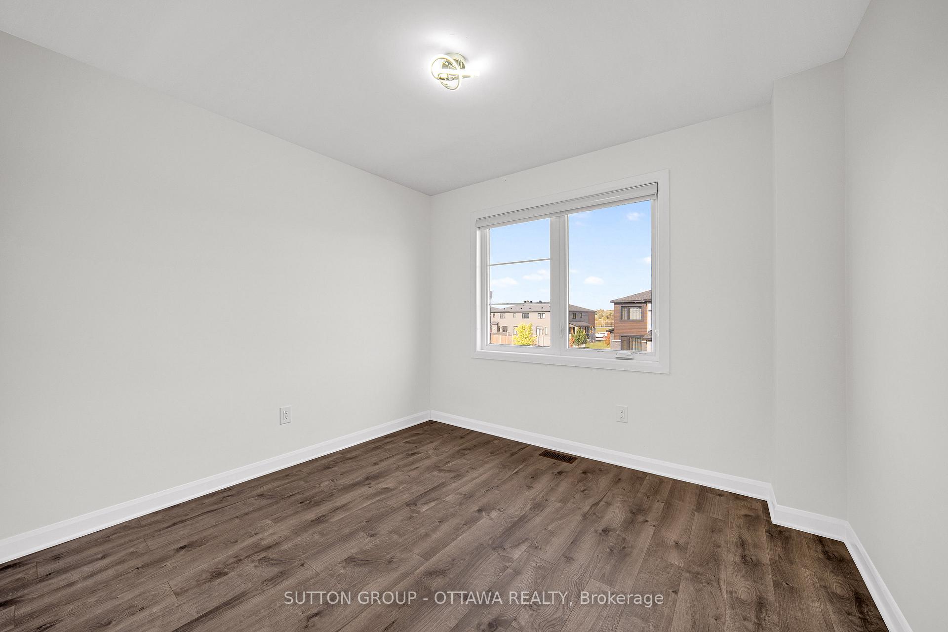 Photo 26 of 1006 Speedvale Court, Ottawa, Kanata - Kanata Lakes/Heritage Hills — HOMEH