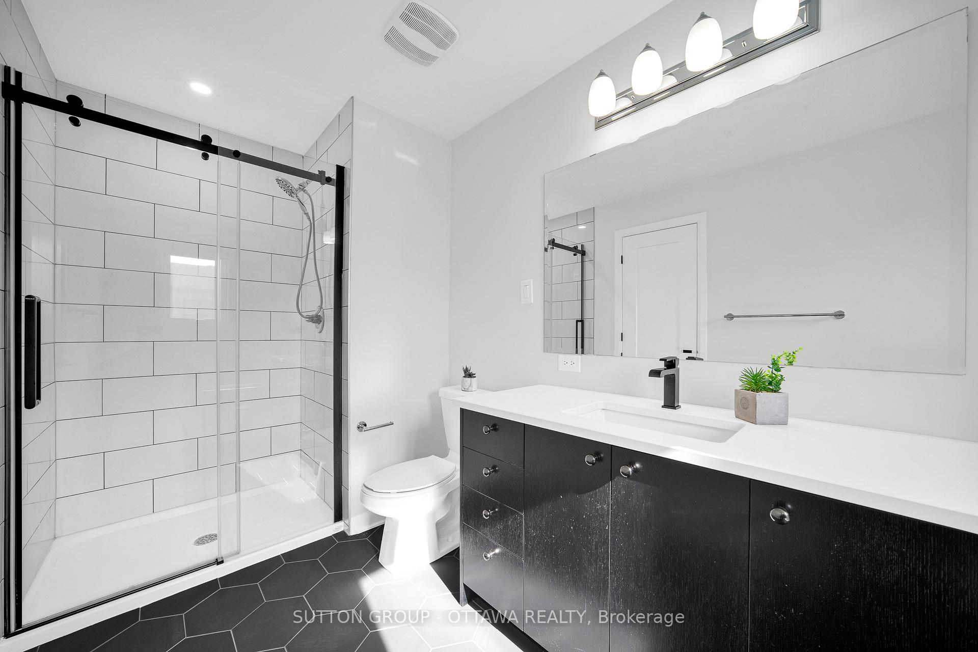 Photo 32 of 1006 Speedvale Court, Ottawa, Kanata - Kanata Lakes/Heritage Hills — HOMEH