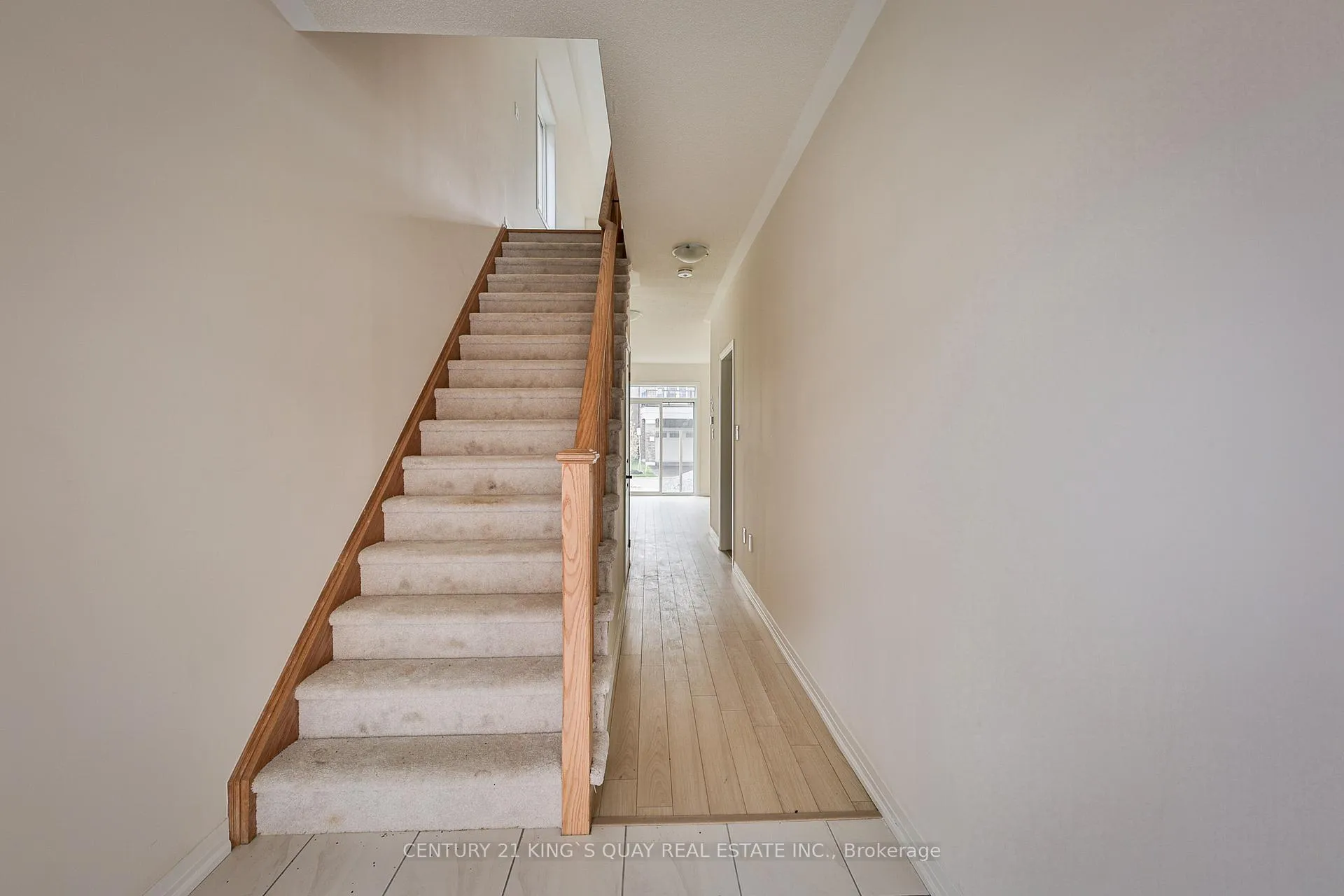 Photo 2 of 36 Sissons Way, Markham, Box Grove — HOMEH