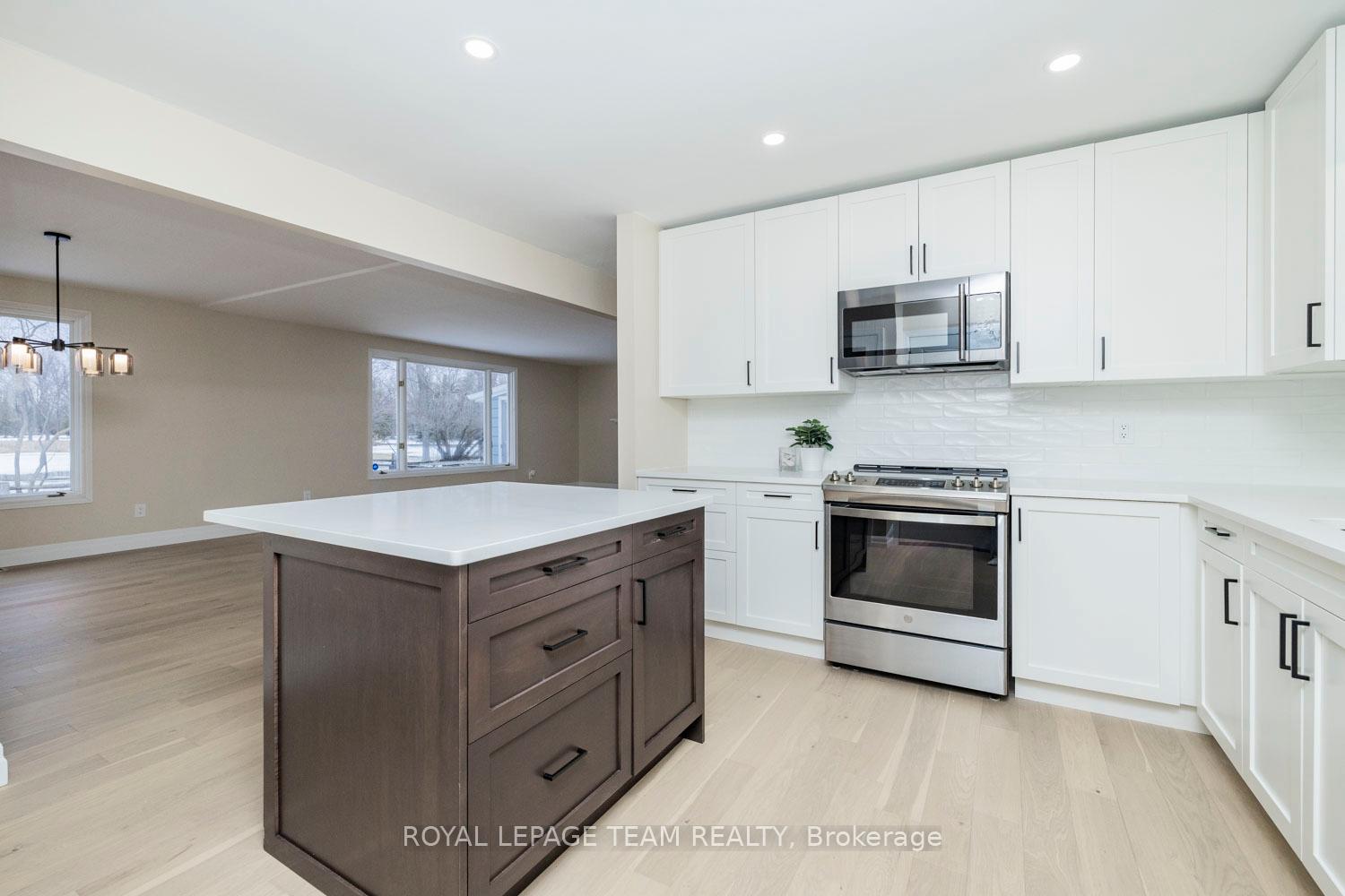 Photo 16 of 1245 Fairway Drive, Ottawa, Manotick South to Roger Stevens — HOMEH