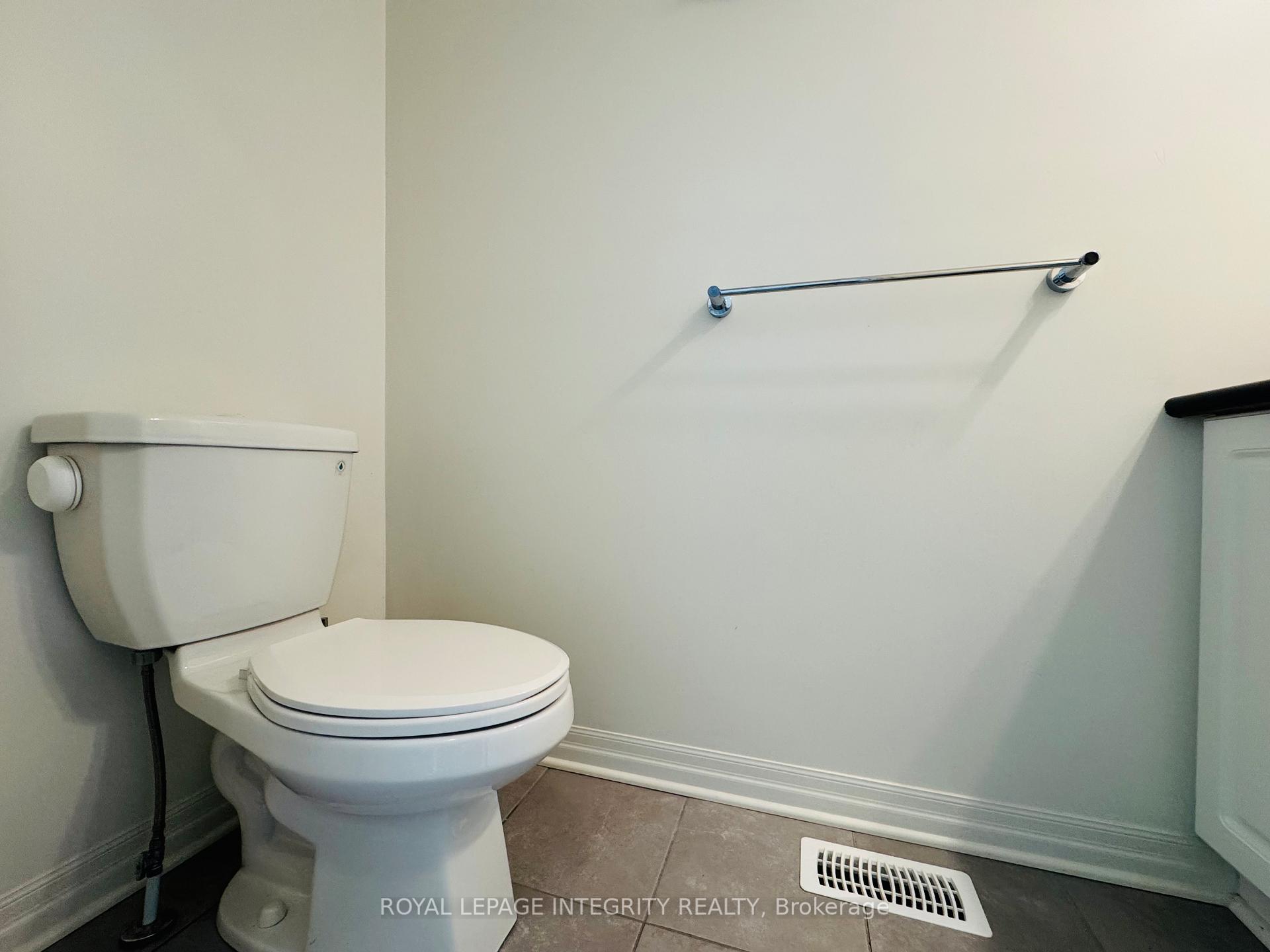 Photo 6 of 171 Overberg Way, Ottawa, Kanata - Emerald Meadows/Trailwest — HOMEH