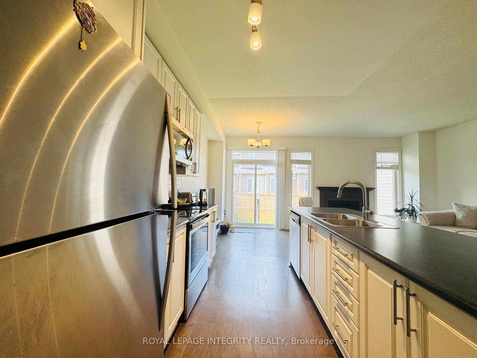 Photo 8 of 171 Overberg Way, Ottawa, Kanata - Emerald Meadows/Trailwest — HOMEH