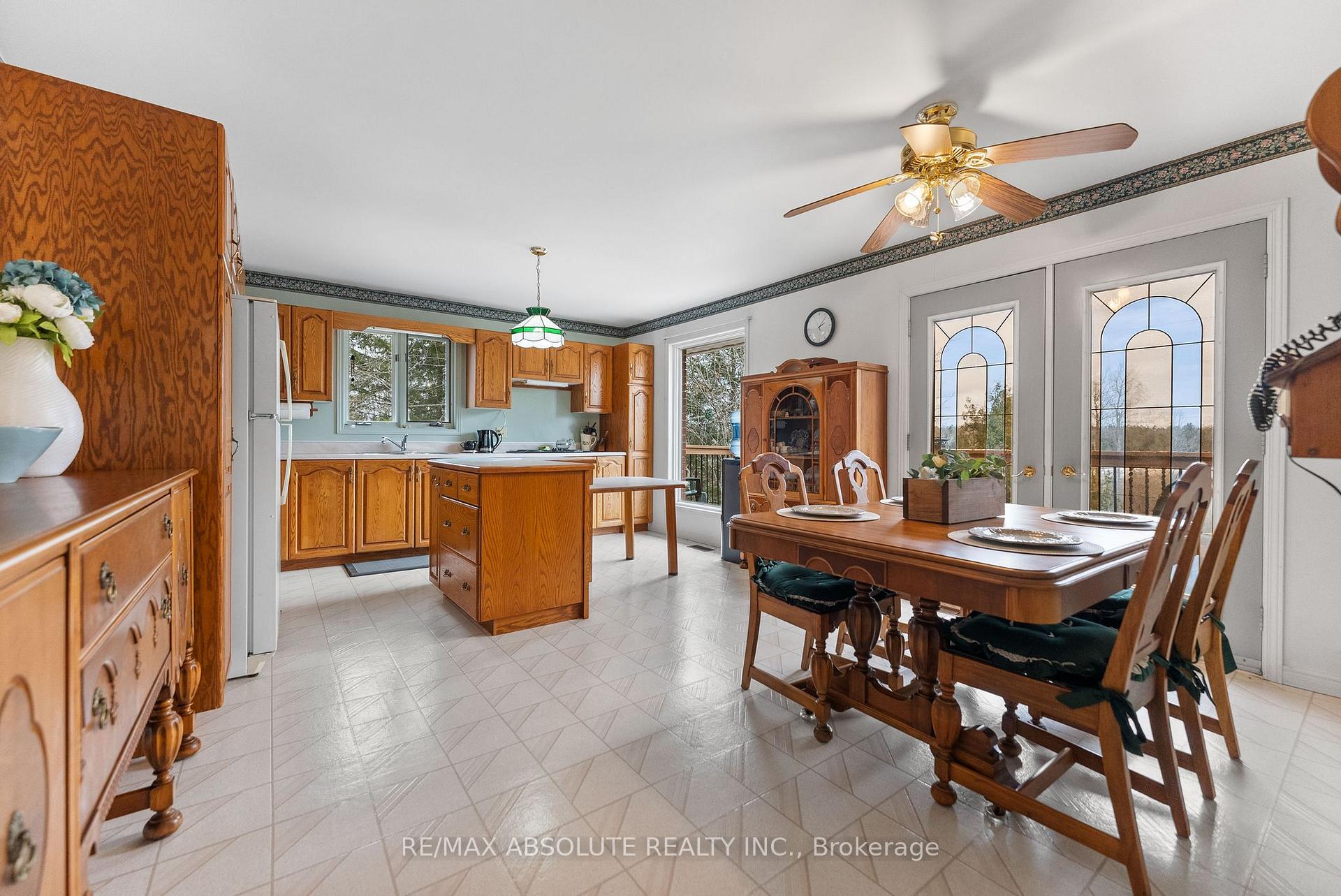 Photo 6 of 864 McLachlan Road, McNab/Braeside, Mcnab/Braeside Twps — HOMEH